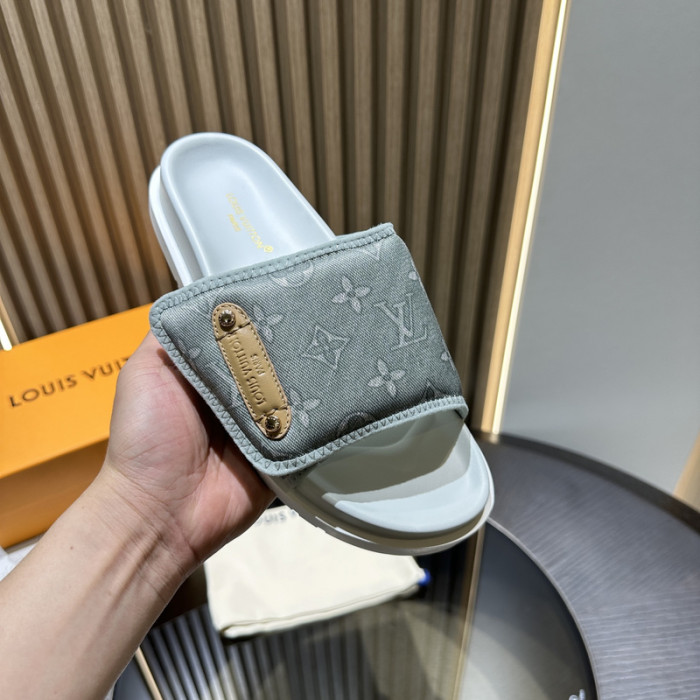 L&V sandal 67