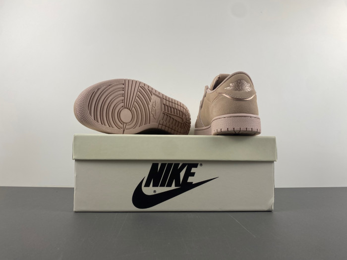Travis Scott x Air Jordan 1-AO1935-204