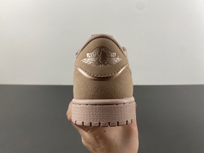 Travis Scott x Air Jordan 1-AO1935-204