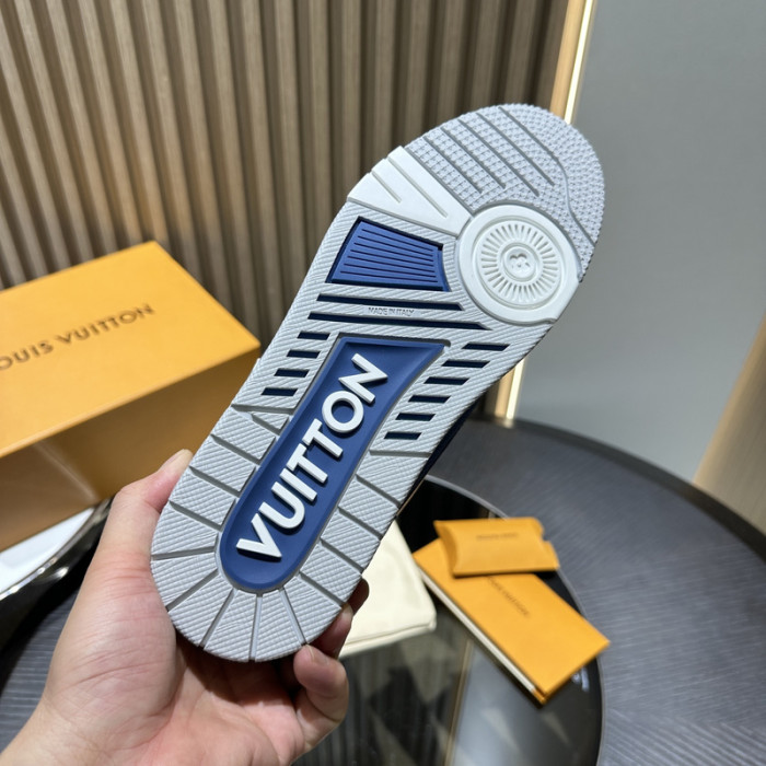LV snekaers 179