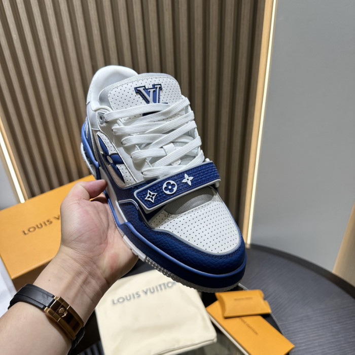 LV snekaers 179