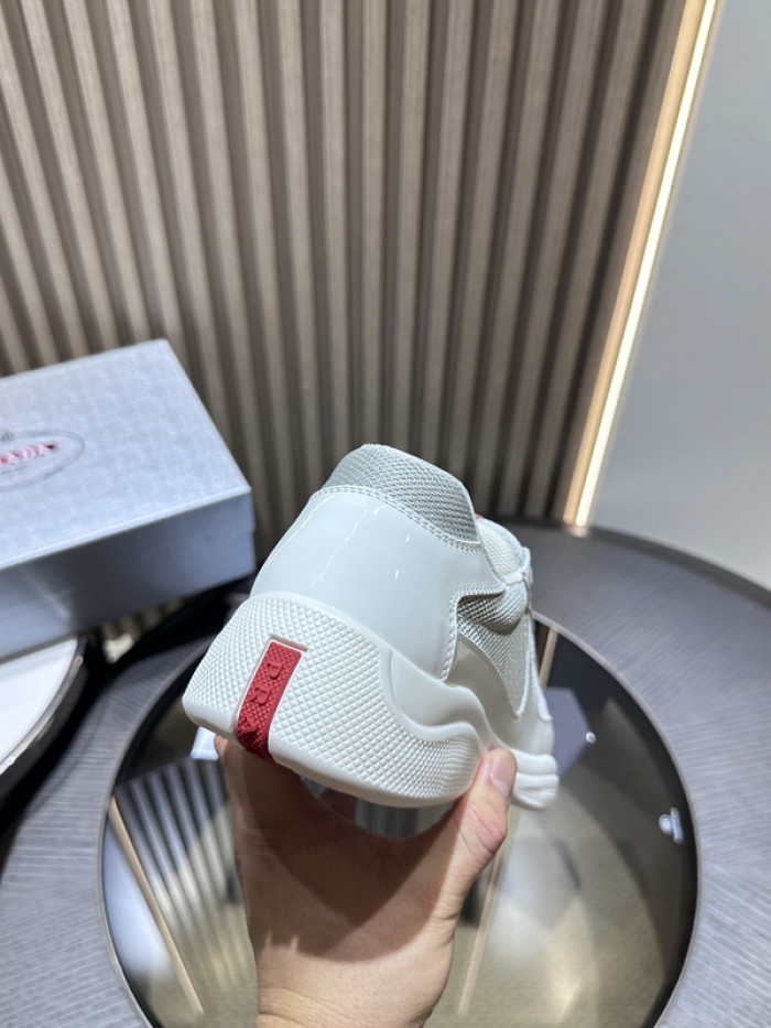 Prada 54