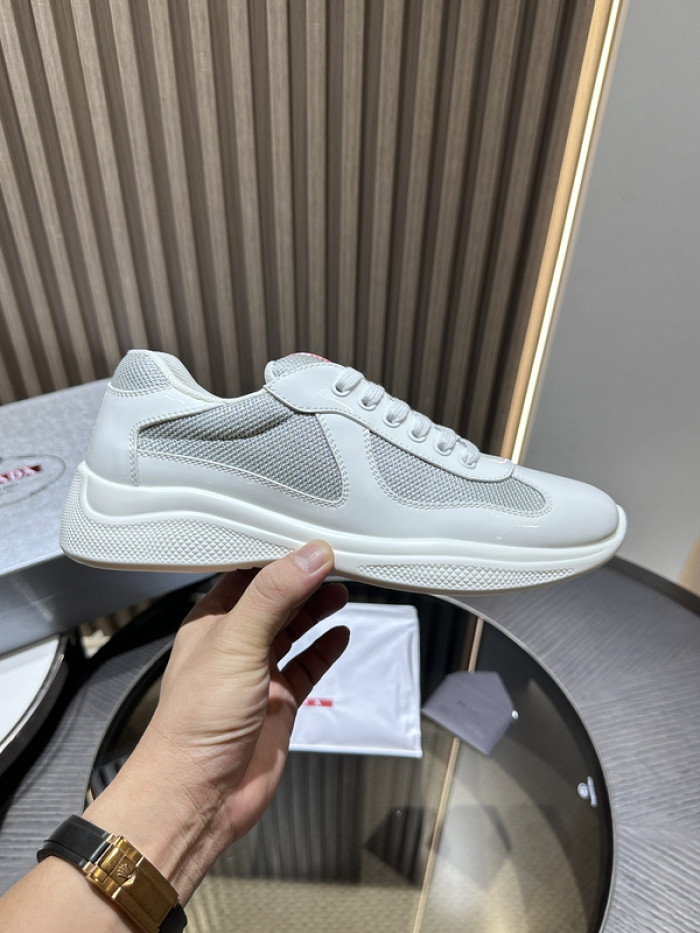 Prada 54