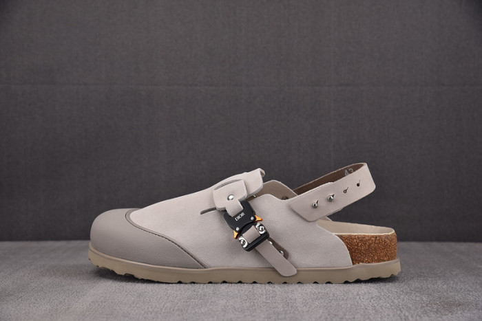 DIOR SANDAL 09