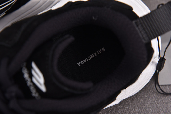 BALENCIAGA OTHERS 07