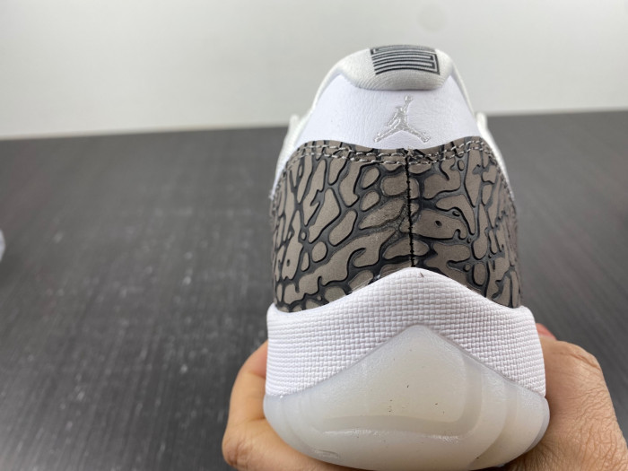 air jordan 11 low wmns snakeskin-av2187-140