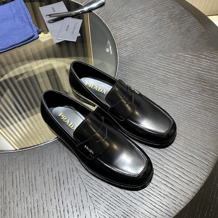 Prada 61