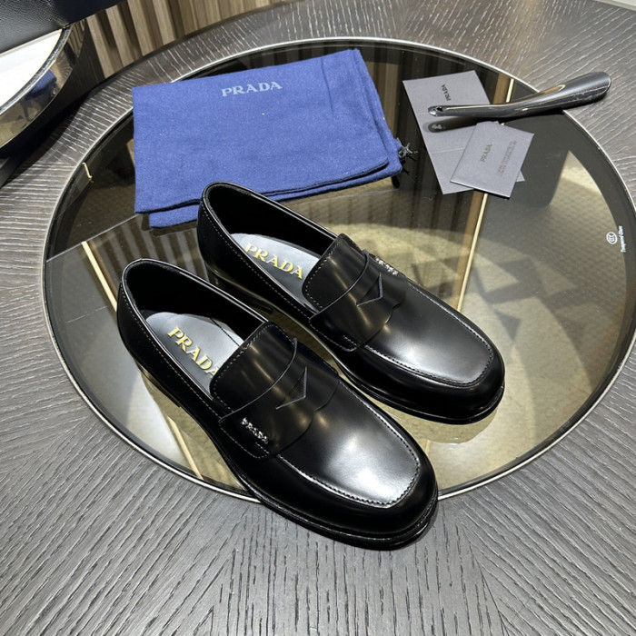 Prada 61