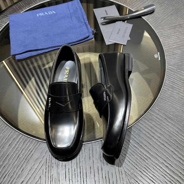 Prada 61