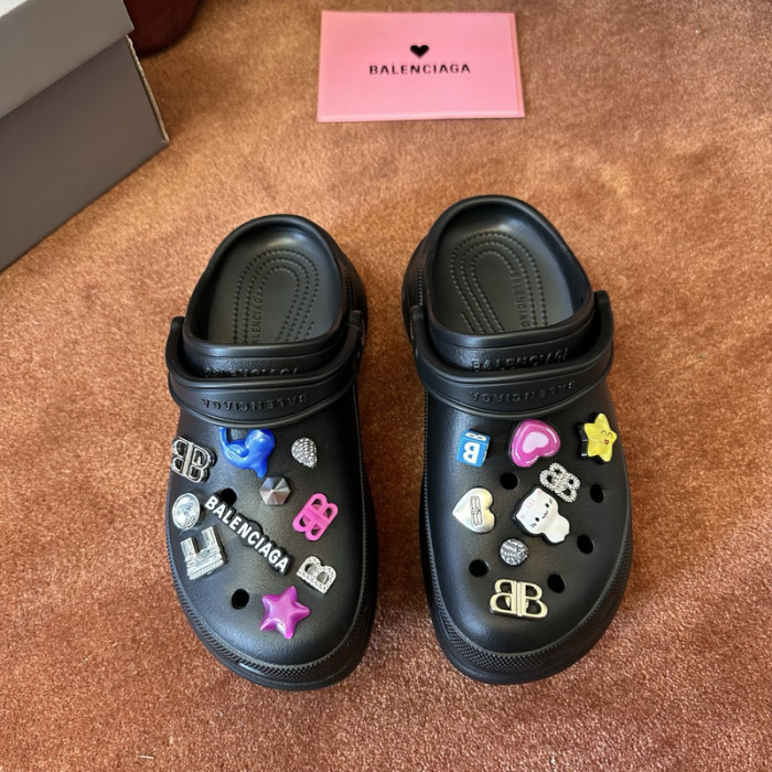 Balenciaga Sandal 24