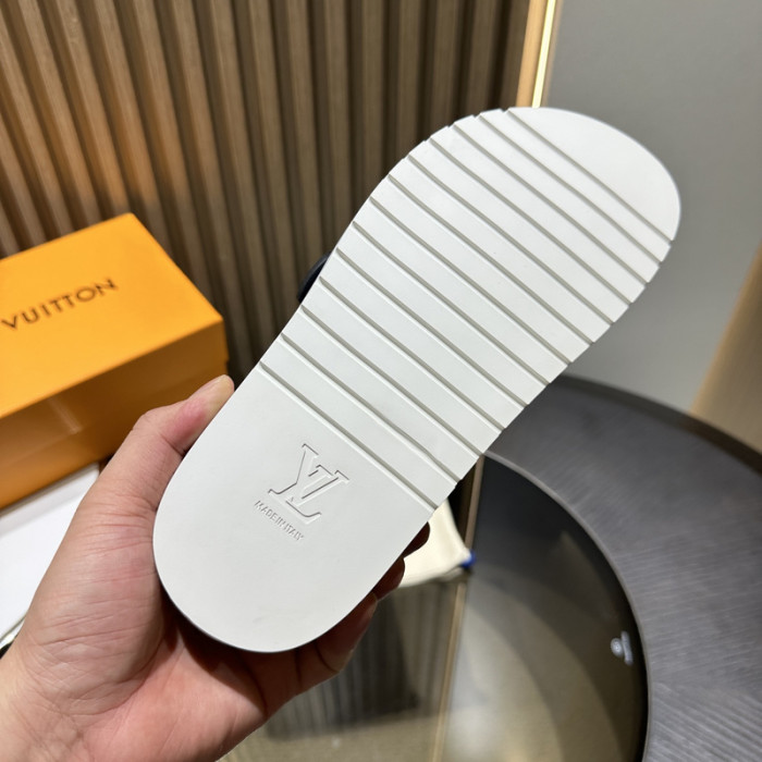 L&V sandal 61