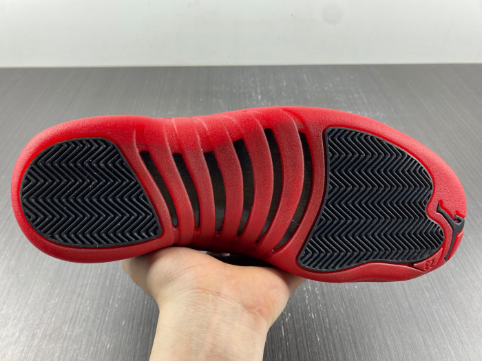 jordan 12 retro flu game (2016)-130690-002