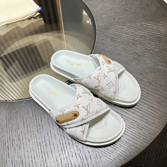 L&V sandal 54