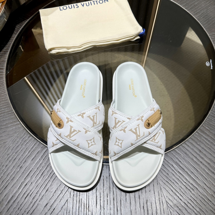 L&V sandal 54