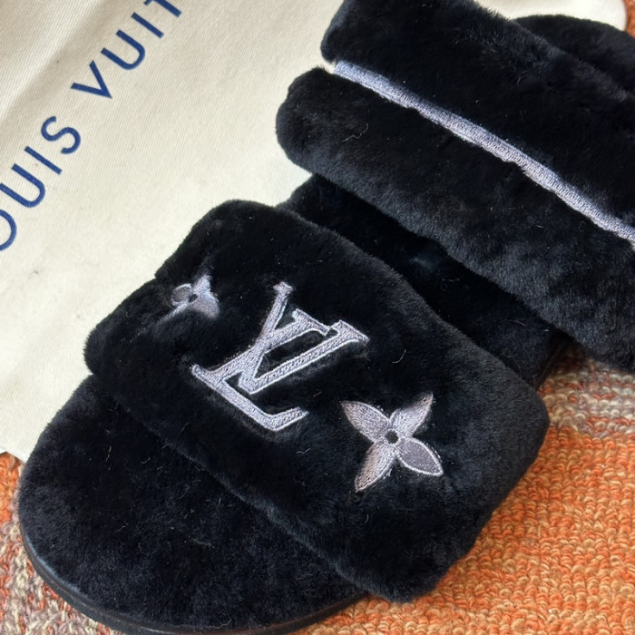 L&V sandal 43