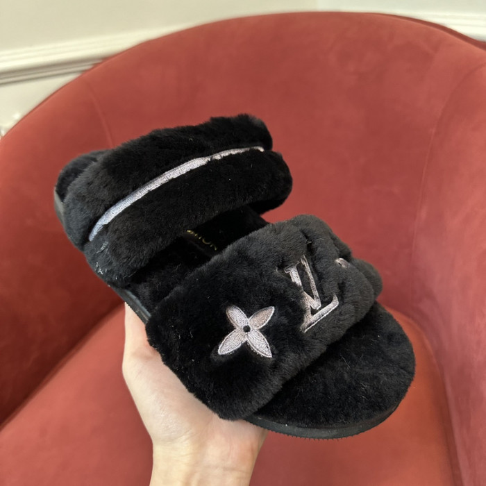 L&V sandal 43
