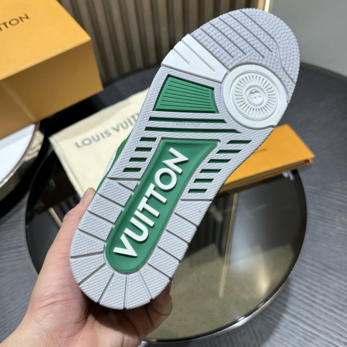 LV snekaers 177