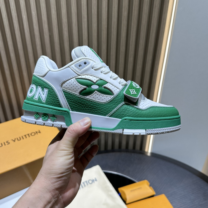 LV snekaers 177