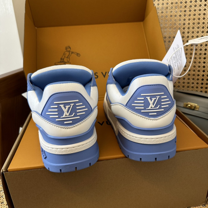 LV snekaers 194