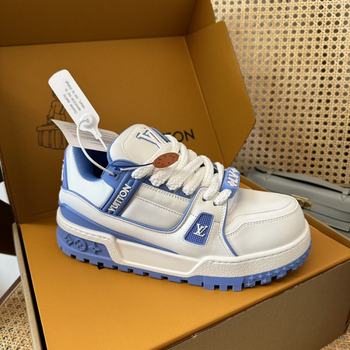 LV snekaers 194
