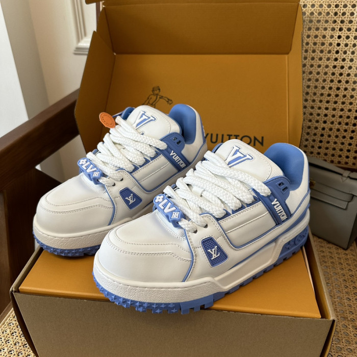 LV snekaers 194