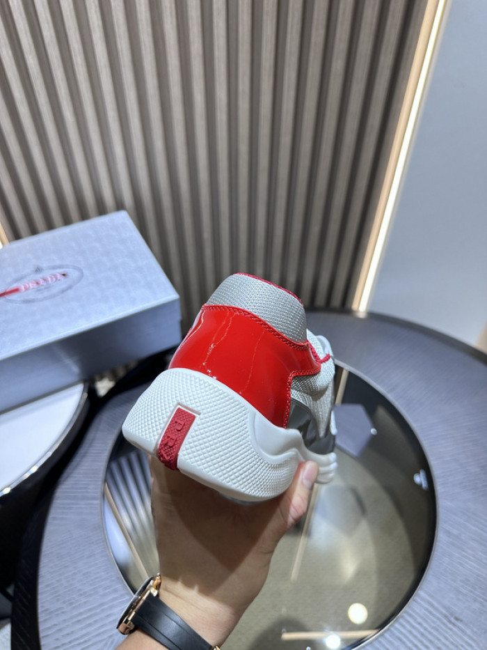 Prada 50