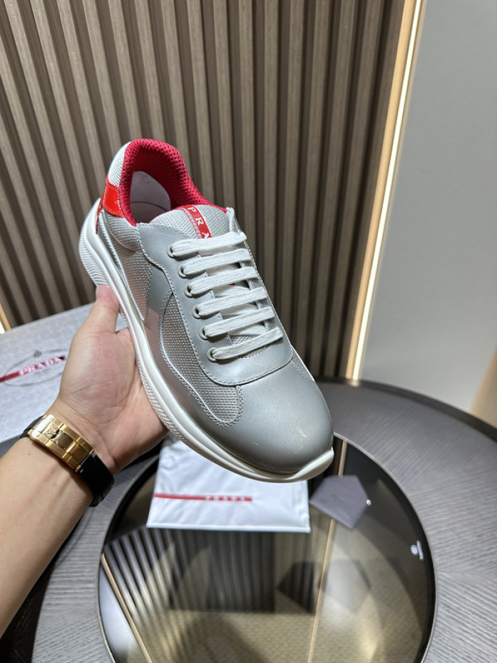 Prada 50