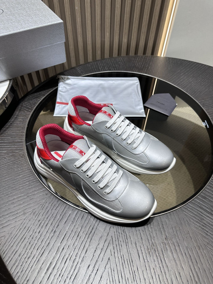 Prada 50