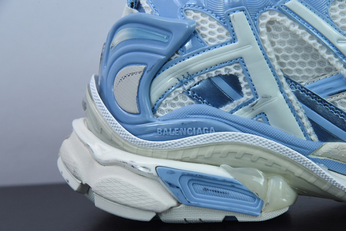 SNEAKER RUNNER 11