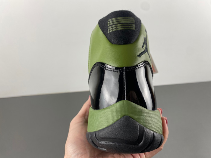Air Jordan 11 Retro -CT8012-300