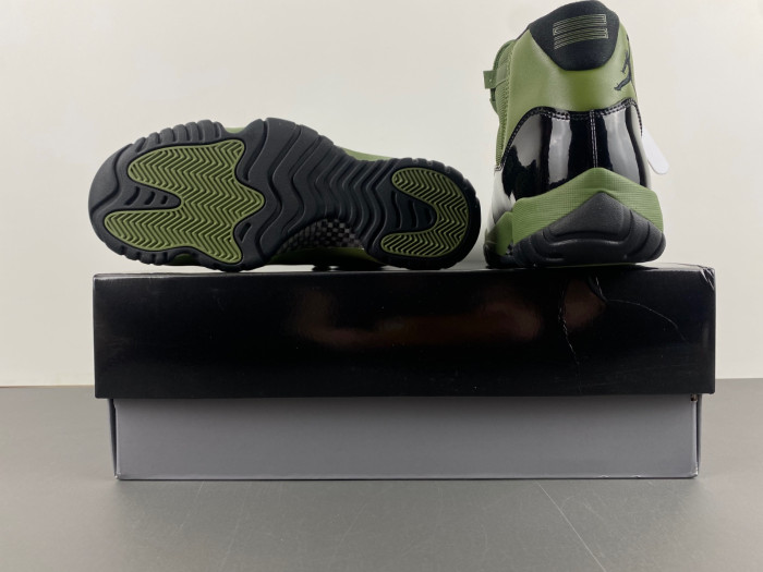 Air Jordan 11 Retro -CT8012-300
