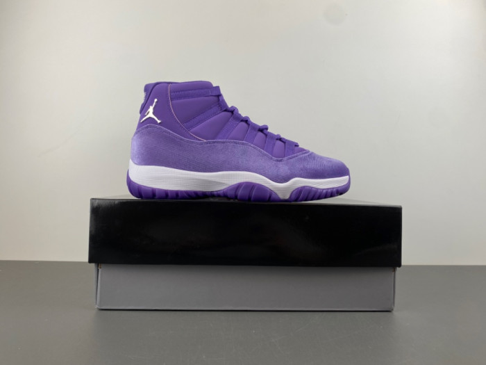 Air Jordan 11-CT8012-555
