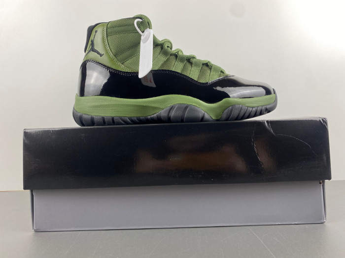 Air Jordan 11 Retro -CT8012-300