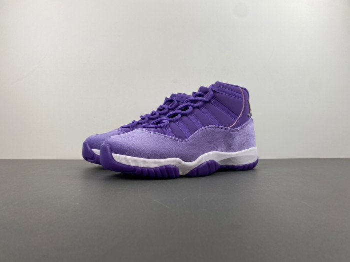 Air Jordan 11-CT8012-555
