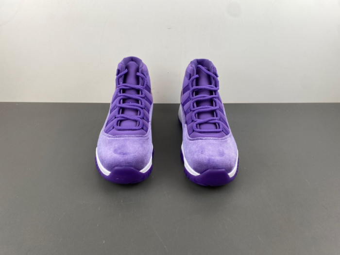Air Jordan 11-CT8012-555