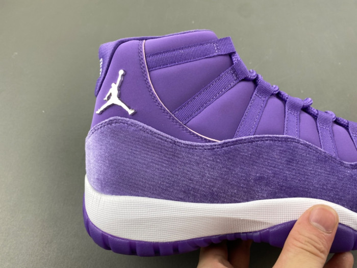 Air Jordan 11-CT8012-555
