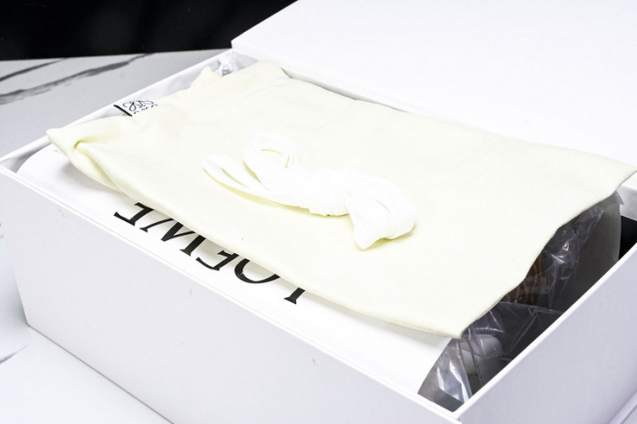 Loewe - 04