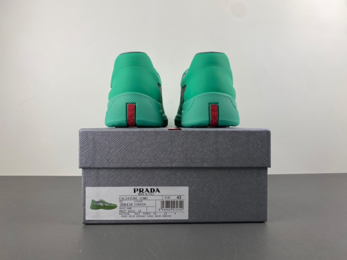 Prada 72