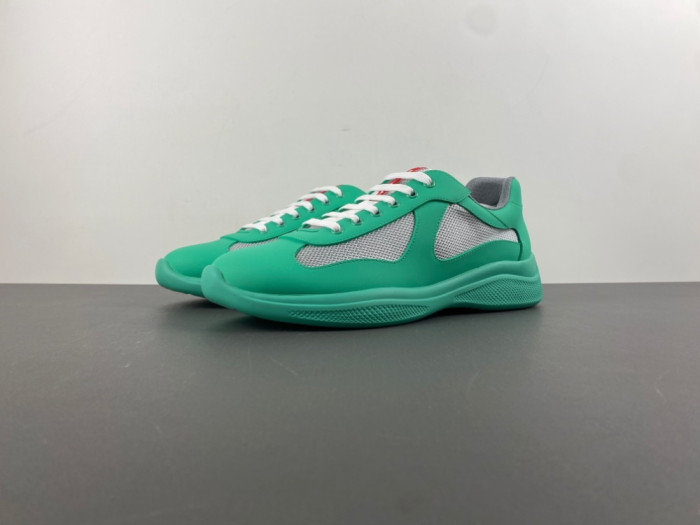 Prada 72