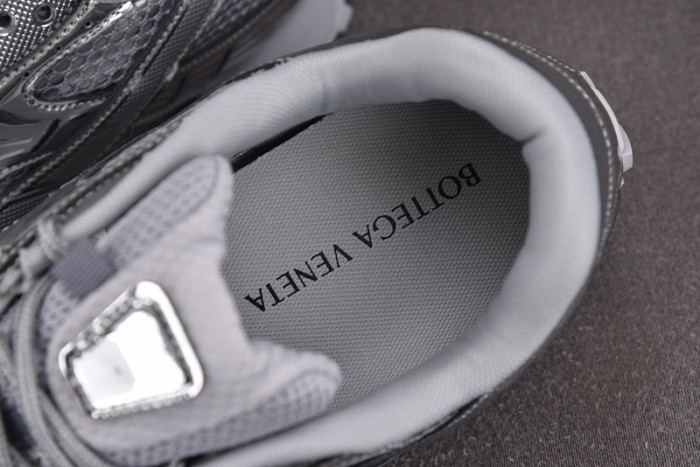 BOTTEGA VENETA-17
