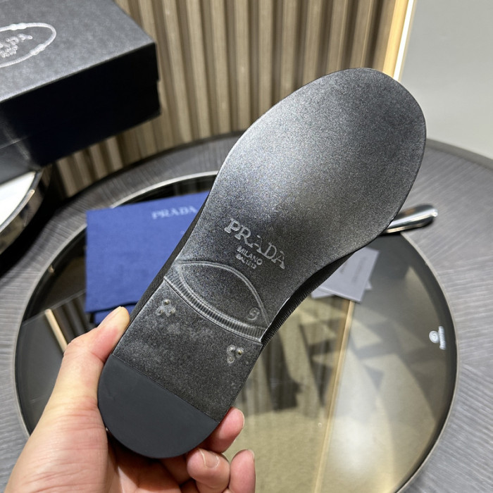 Prada 63