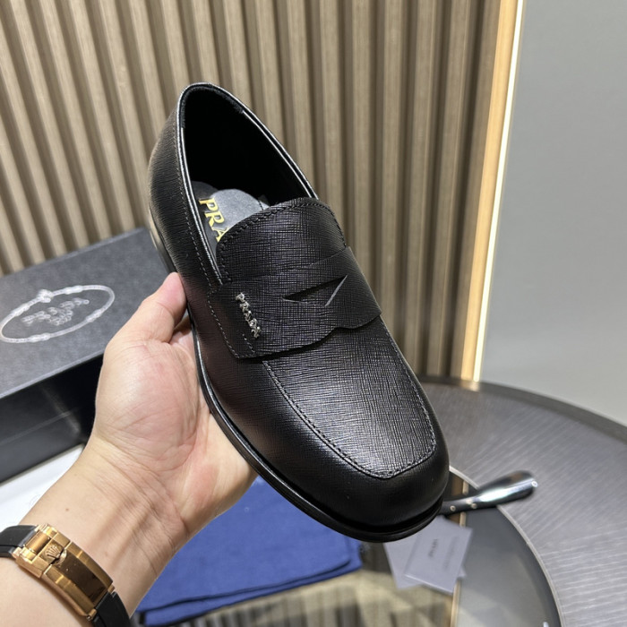 Prada 63