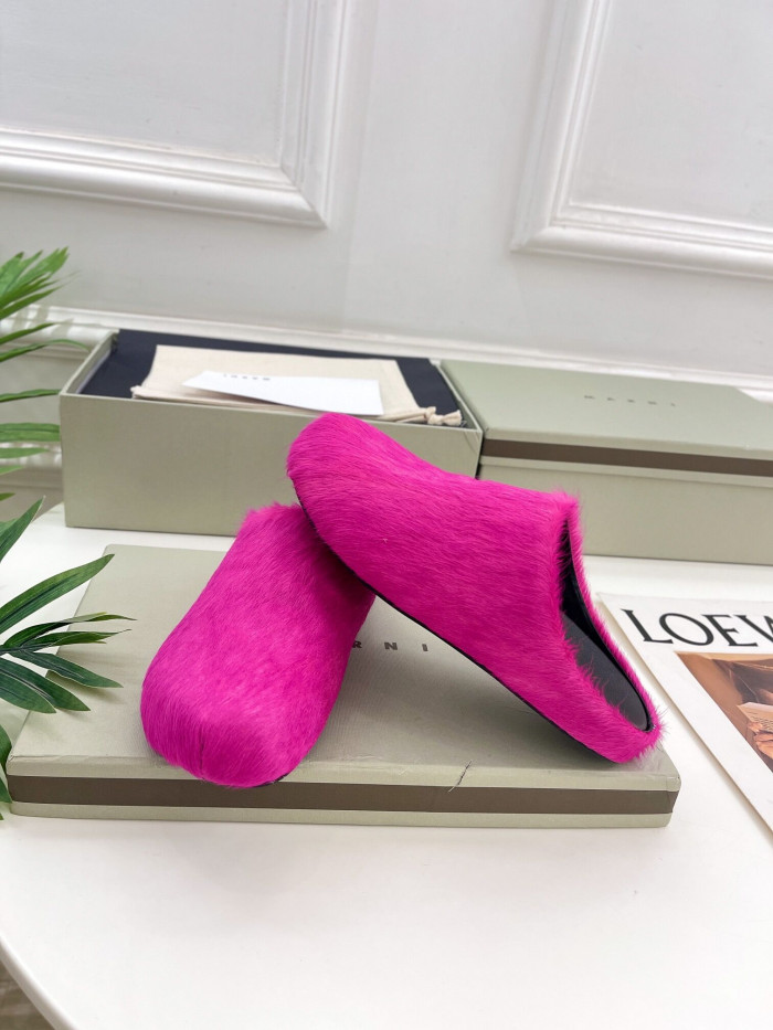 Marni Mules Red